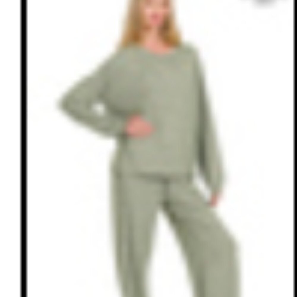 Zenana Outfitters Olive Lounge Set - Picture 3 of 3